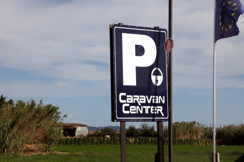 Caravan Center 1 W
